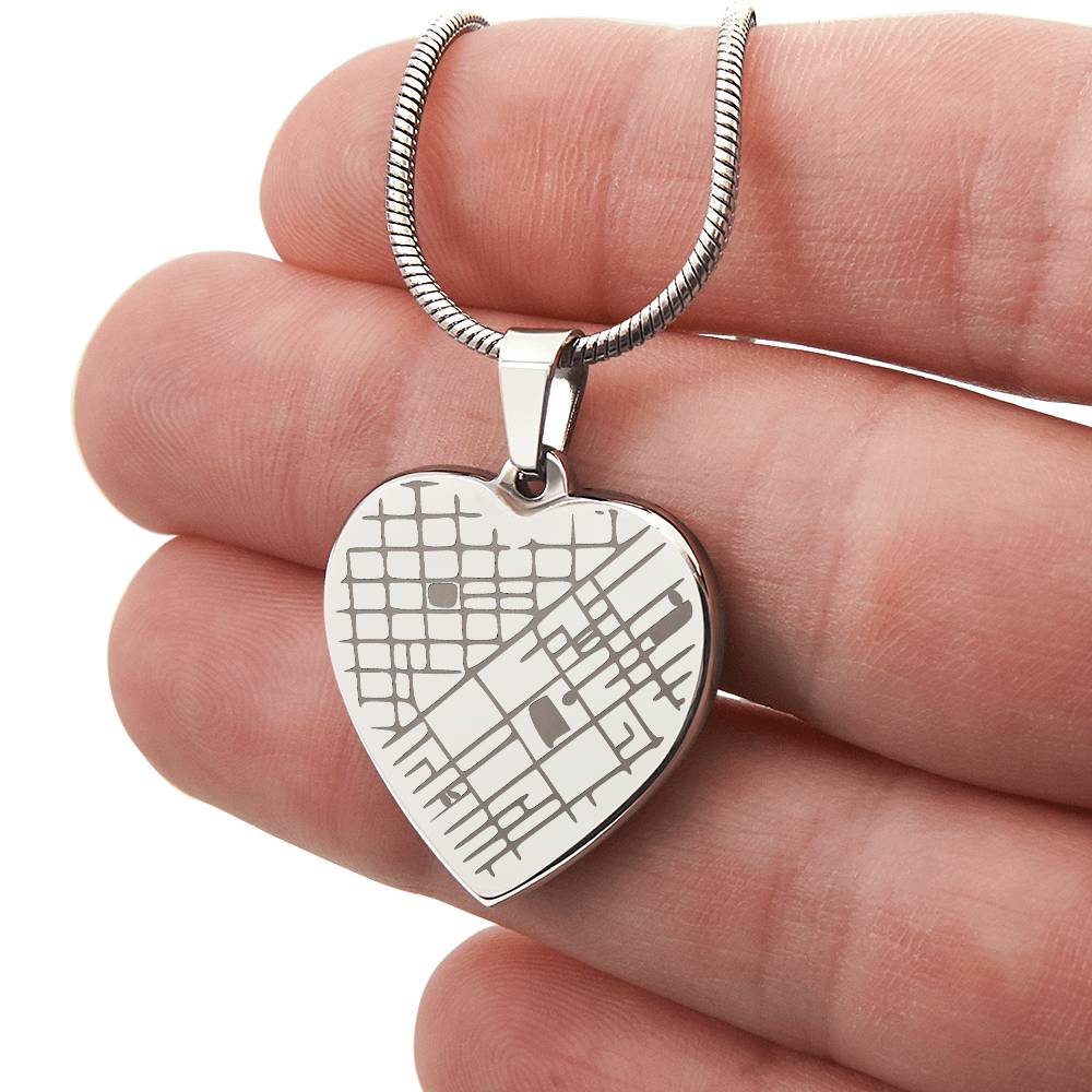 Collier Pendentif Cœur — La Carte de Notre Histoire Gravée