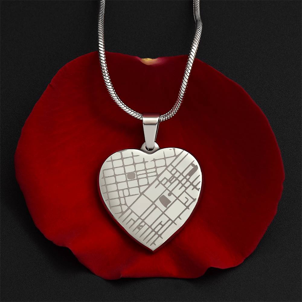 Collier Pendentif Cœur — La Carte de Notre Histoire Gravée